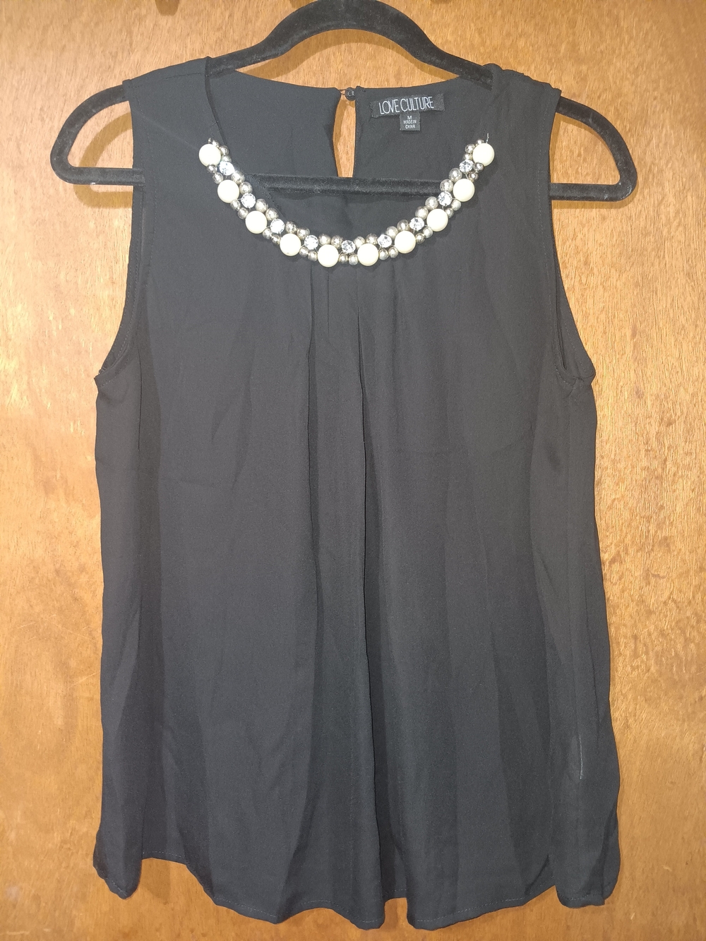 Love Culture Black Sleeveless Jewel-Neck Blouse
